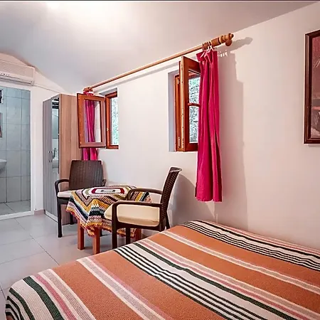 7 Garden / Séjour chez l'habitant Kemer